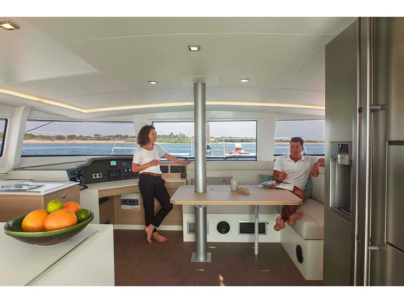 Book yachts online - catamaran - Bali 4.5 Capo d'Orlando Liberty - Liberty - rent