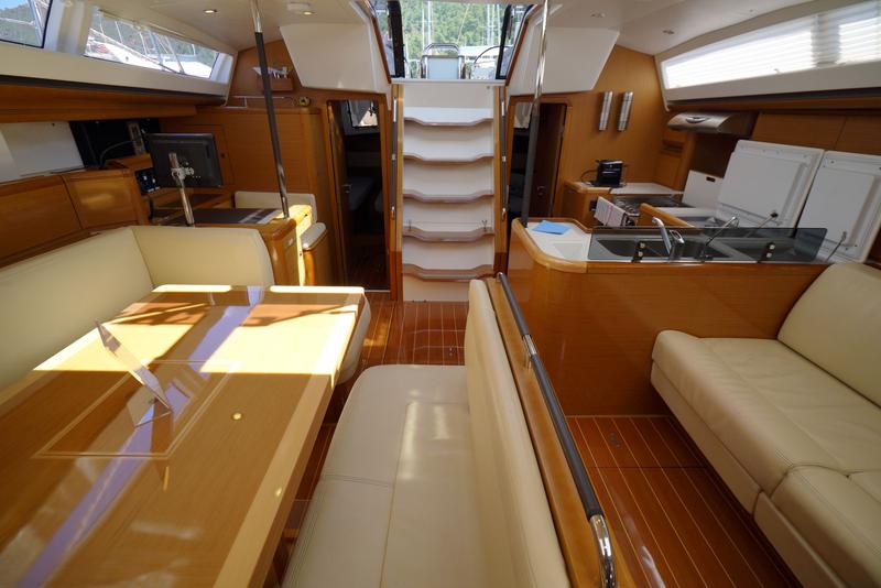Book yachts online - sailboat - Jeanneau 57 - Summerdream - rent
