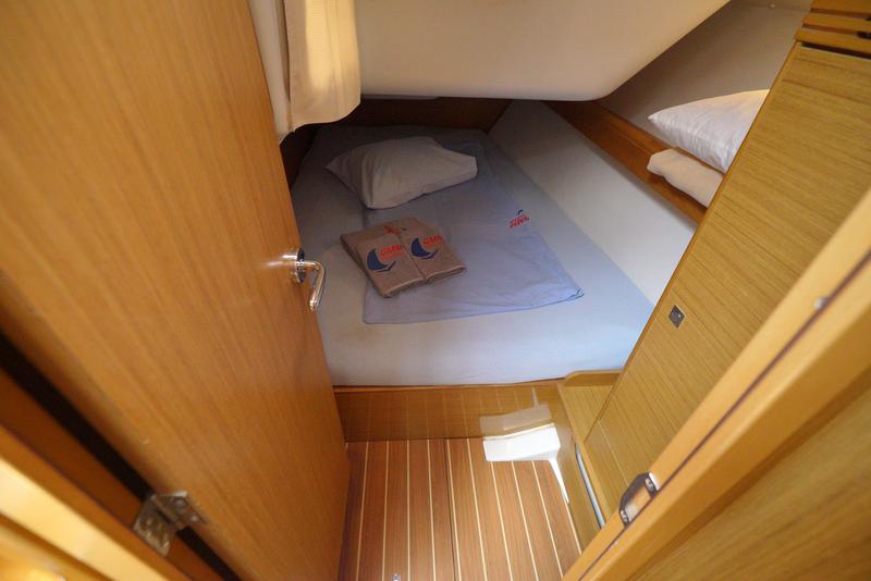 Book yachts online - sailboat - Sun Odyssey 36i - Sunny - rent