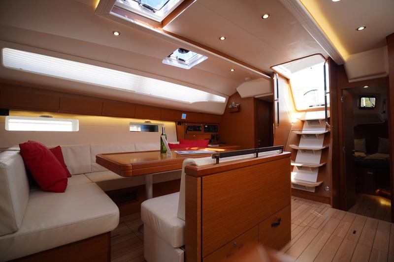Book yachts online - sailboat - Jeanneau 54 - Cappuccino Due - rent