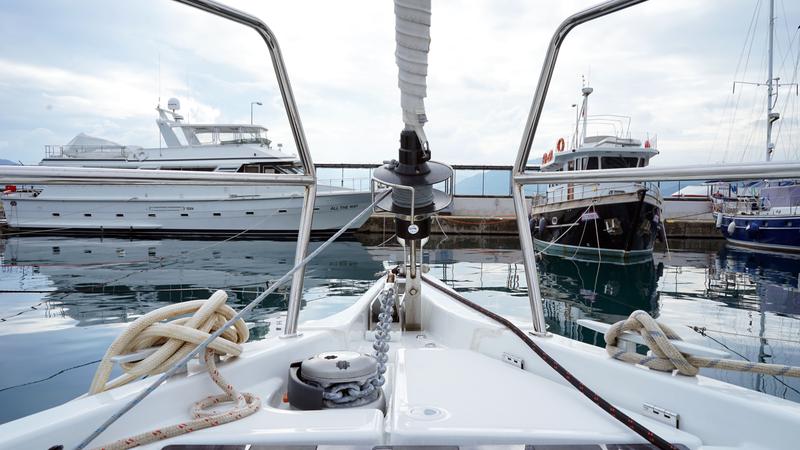 Book yachts online - sailboat - Sun Odyssey 440 - 3 Cabins - White Marlin - rent