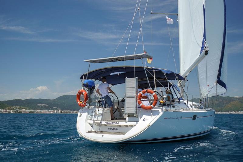 Book yachts online - sailboat - Sun Odyssey 49i - Habanera - rent