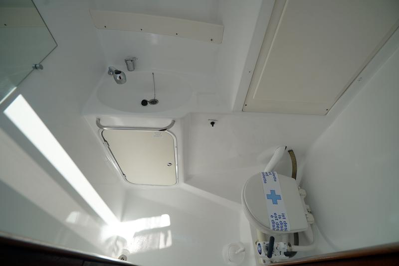 Book yachts online - sailboat - Bavaria 42 - Mauritius - rent