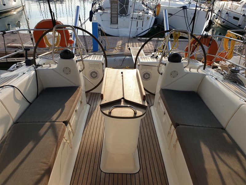 Book yachts online - sailboat - Bavaria 50 Cruiser - Naxia - rent