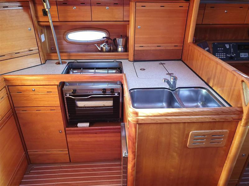 Book yachts online - sailboat - Bavaria 50 Cruiser - Naxia - rent