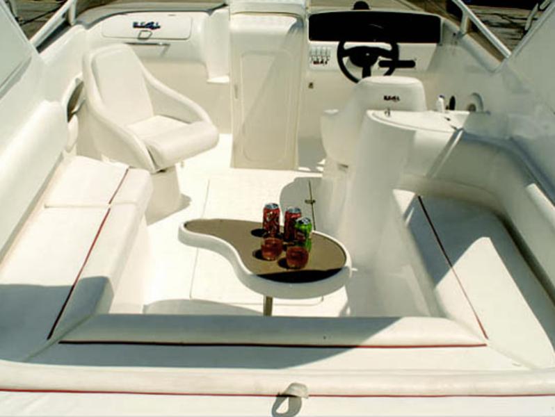 Book yachts online - motorboat - Power 29 - Realcraft 1 - rent