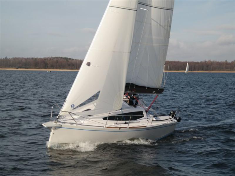 Book yachts online - sailboat - Maxus evo 24 Prestige - TAMLIN - rent