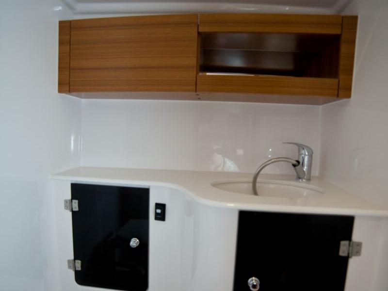 Book yachts online - sailboat - Maxus 33.1 RS Prestige - WIKTORIA - rent