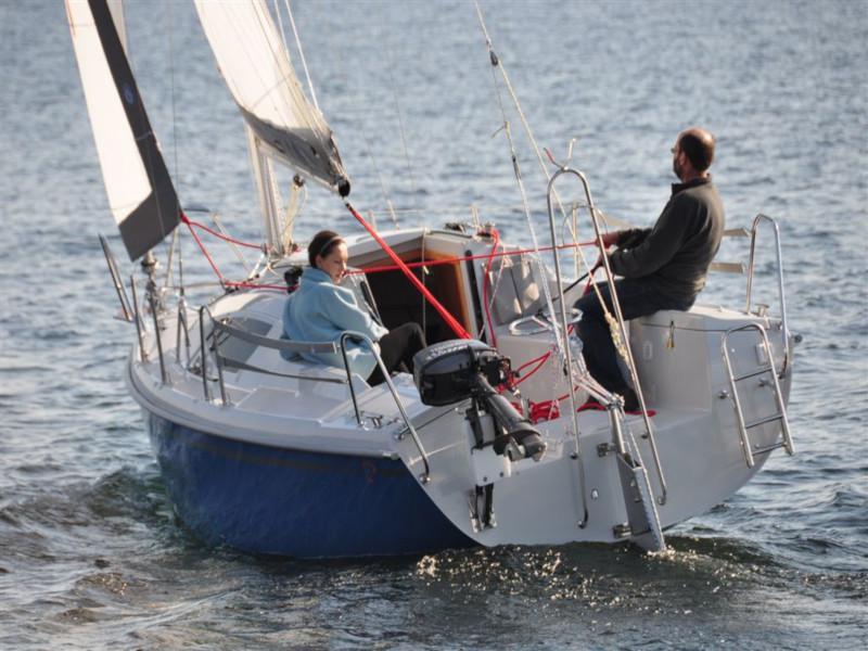 Book yachts online - sailboat - Maxus 22 Prestige - KEFISO - rent