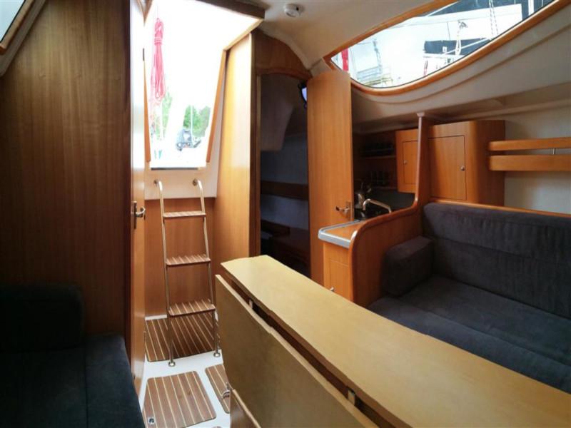 Book yachts online - sailboat - Maxus 28 Standard - SKIROS - rent