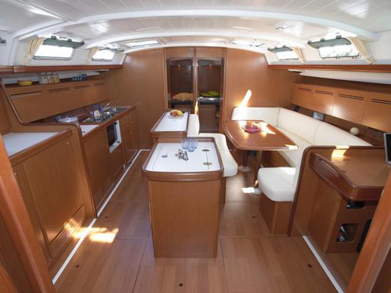 Book yachts online - sailboat - Cyclades 50.5 - Lady Kiki II - rent