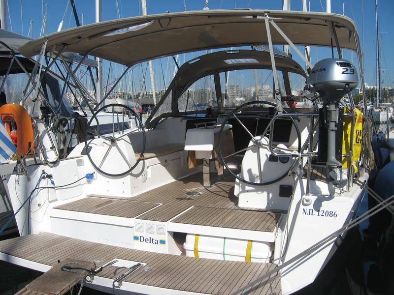 Book yachts online - sailboat - Dufour 382 GL - Delta - rent