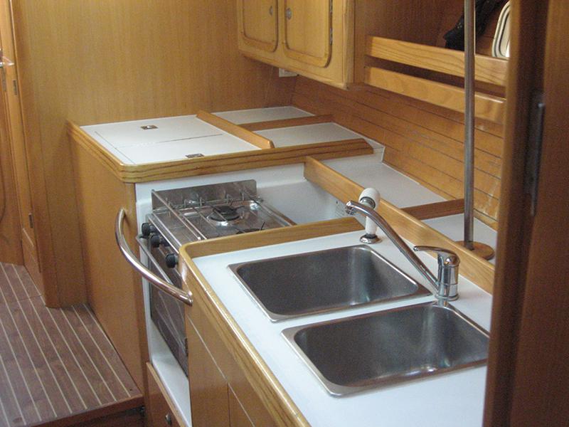 Book yachts online - sailboat - Feeling 39 - Gitana - rent