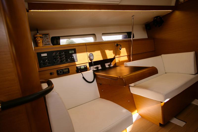 Book yachts online - sailboat - Sun Odyssey 449 - Alpha - rent