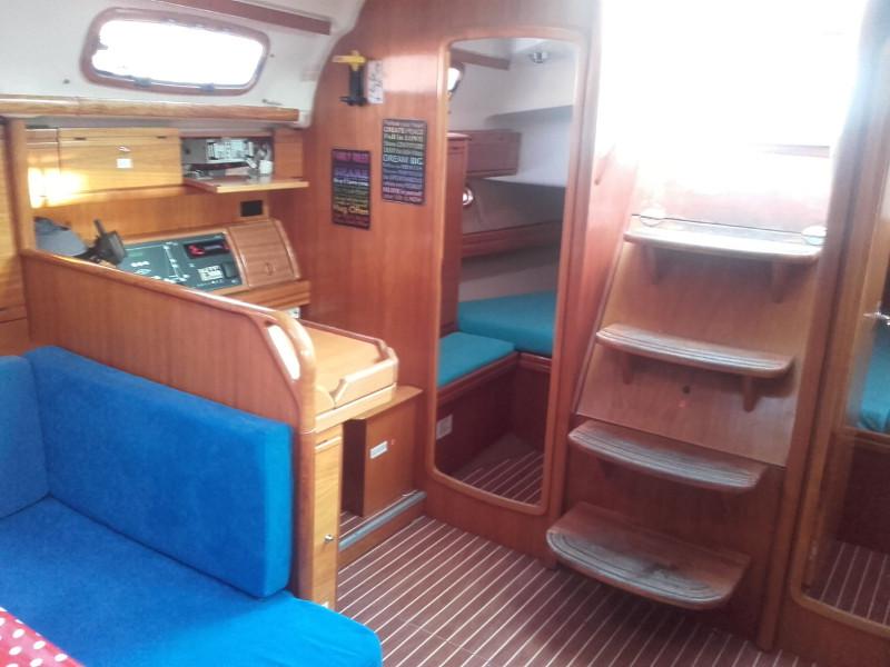 Book yachts online - sailboat - Bavaria 39 Cruiser - Okeanos - rent