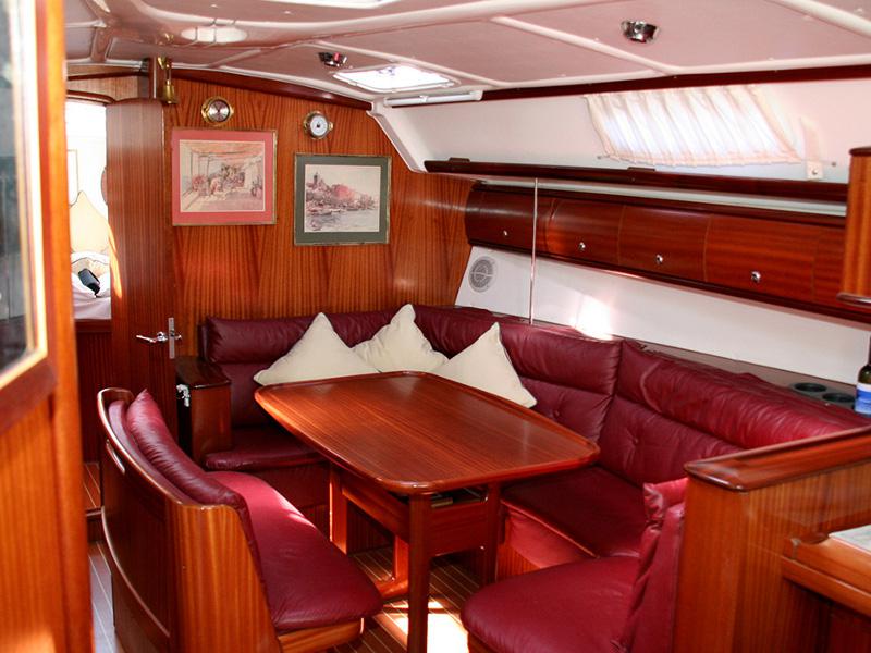 Book yachts online - sailboat - Bavaria 41 - Bebela - rent