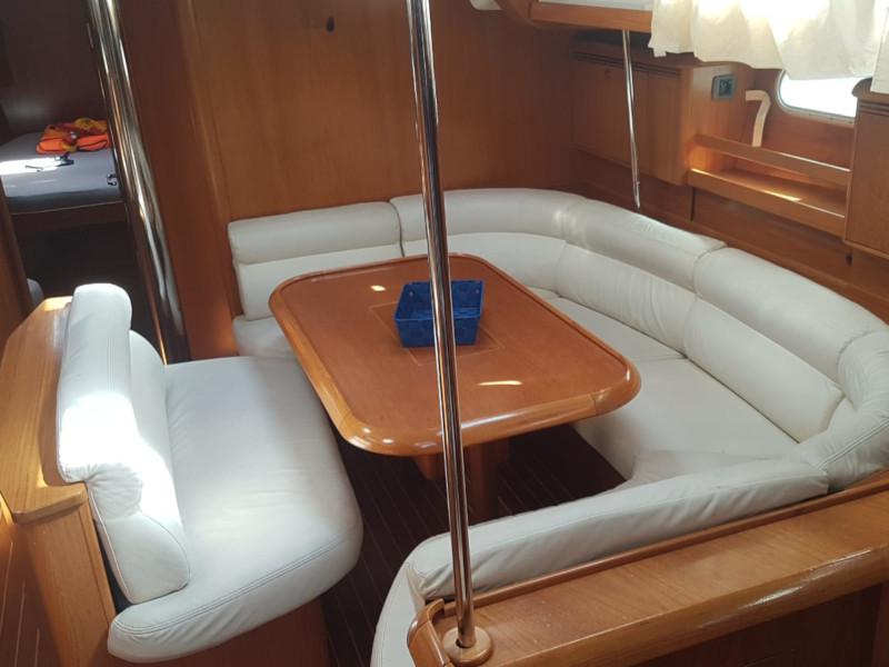 Book yachts online - sailboat - Bavaria 46 Cruiser - ALYA - rent