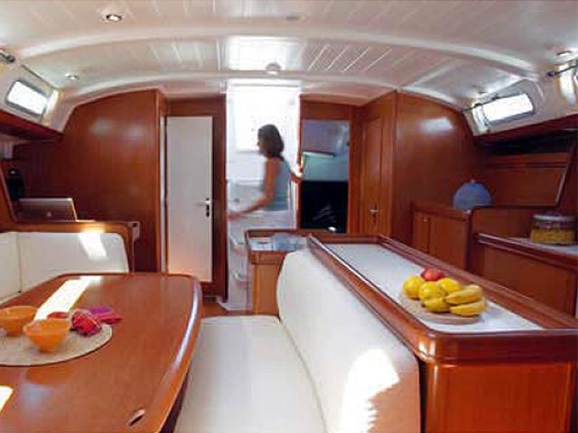 Book yachts online - sailboat - Cyclades 50.5 - Eros - rent