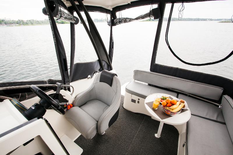 Book yachts online - motorboat - Titanium 818 - Tytan 818 - rent