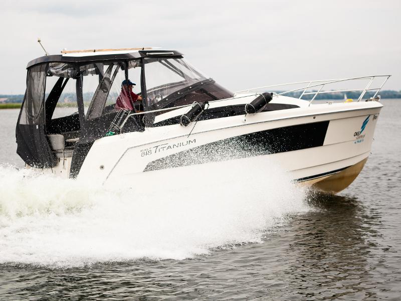 Book yachts online - motorboat - Titanium 818 - Tytan 818 - rent