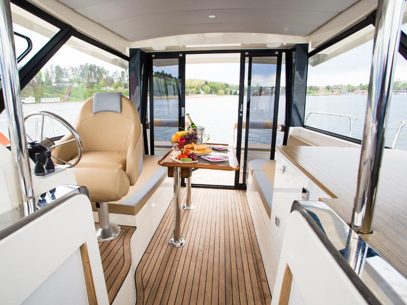 Book yachts online - motorboat - Nautika 1300 VIP - Nautika 1300 VIP - rent