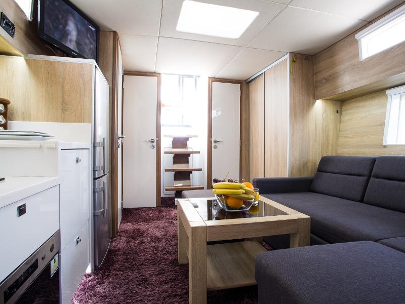 Book yachts online - motorboat - Nautika 1300 VIP - Nautika 1300 VIP - rent