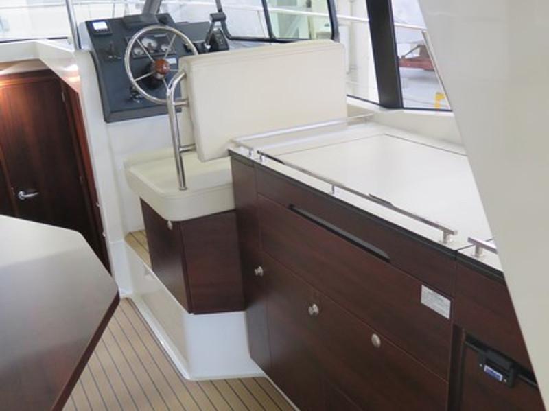 Book yachts online - motorboat - Platinum 989 - Platinum 989 Flybridge - rent