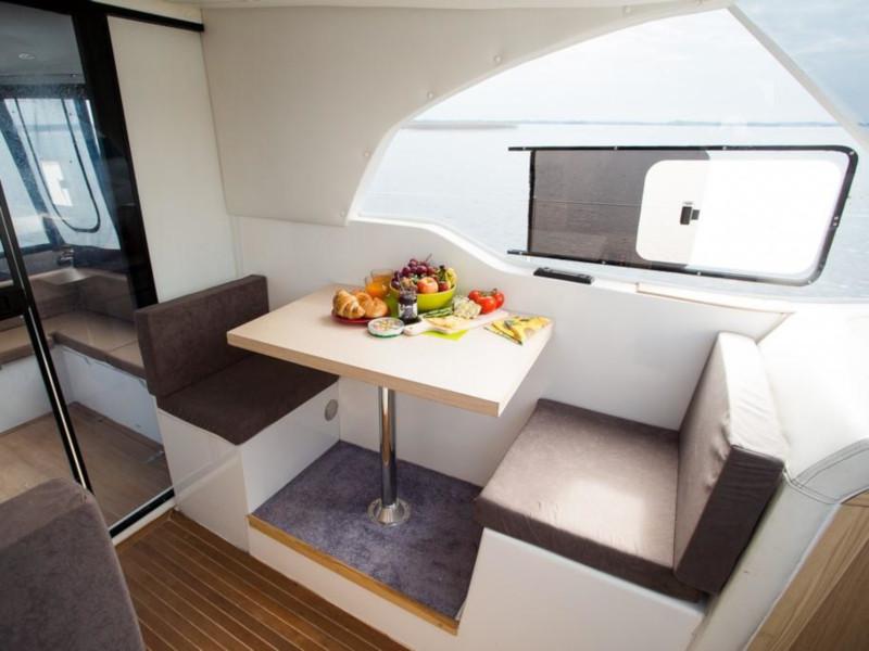 Book yachts online - motorboat - Represser 30 - Represser 30 - rent