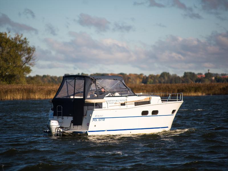 Book yachts online - motorboat - Nautika MC - Nautika MC - rent