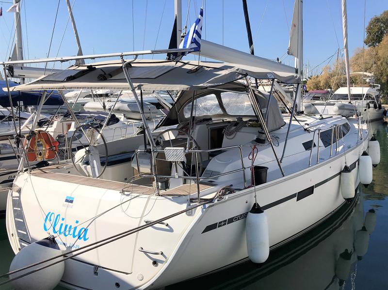 Book yachts online - sailboat - Bavaria Cruiser 46 - Olivia - rent