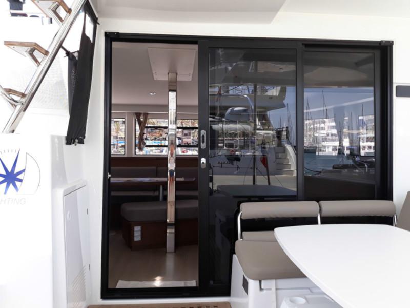 Book yachts online - catamaran - Lagoon 42 - Largonaute (SUNDAY TO SUNDAY) - rent