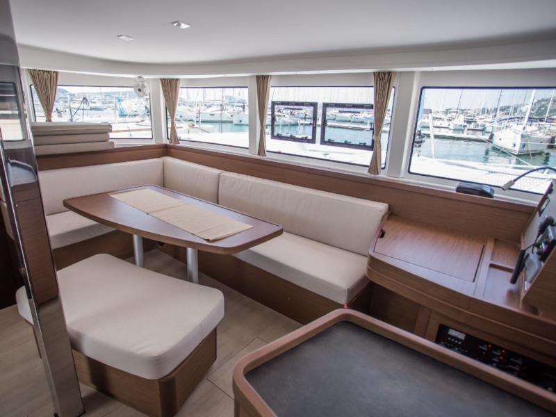 Book yachts online - catamaran - Lagoon 42 - Svea of Sweden - rent