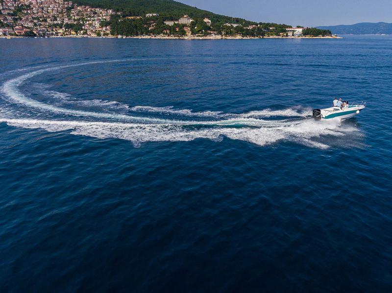 Book yachts online - motorboat - Bluline 21 Open - AQUARIUS - rent