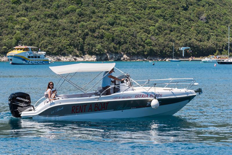 Book yachts online - motorboat - Bluline 23 Sundeck - MIRIAM - rent
