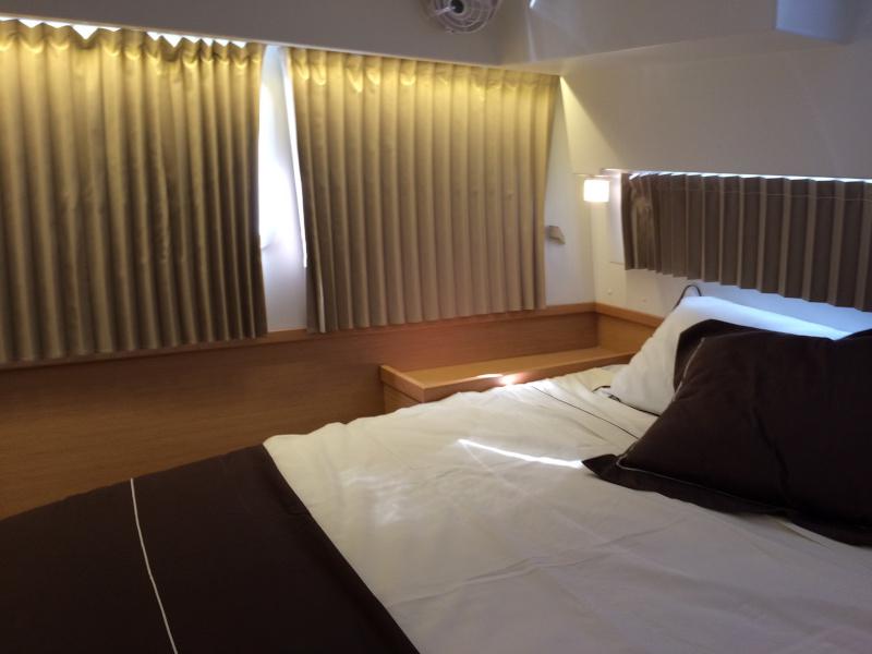 Book yachts online - catamaran - Lagoon 42 - Genista II - rent