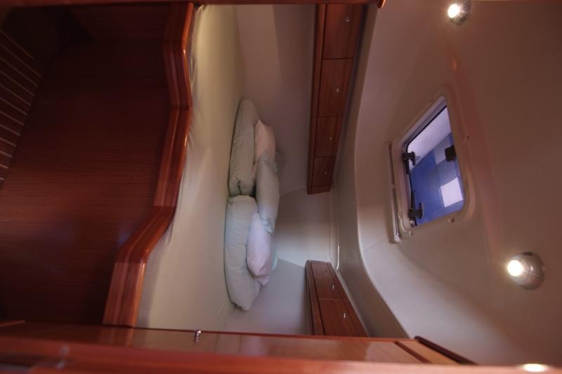 Book yachts online - sailboat - Bavaria 33 Cruiser - CURA  - rent