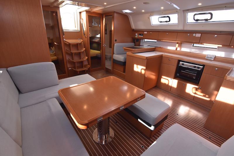 Book yachts online - sailboat - Bavaria Cruiser 51 - TRAMUNTANA - rent