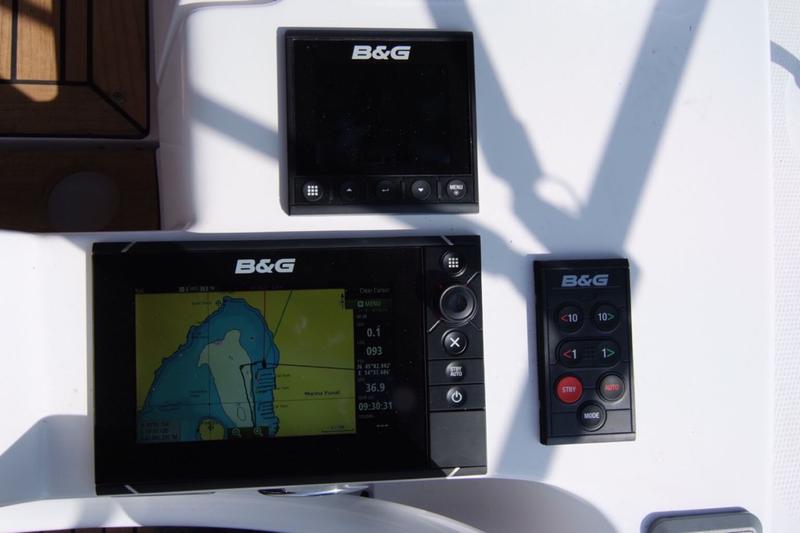 Book yachts online - sailboat - Elan 40 Impression - DESIDERIA - rent