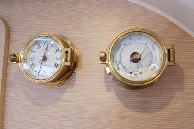 Book yachts online - sailboat - Elan 40 Impression - DESIDERIA - rent