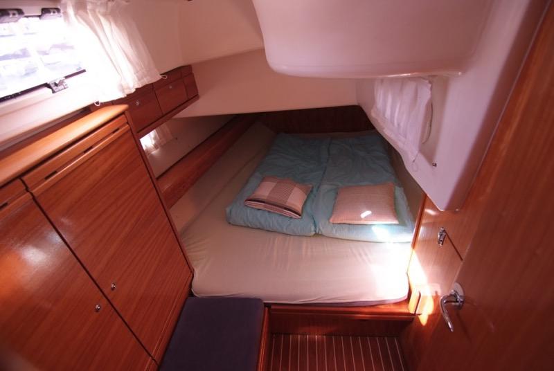 Book yachts online - sailboat - Bavaria 46 Cruiser - SHE - rent