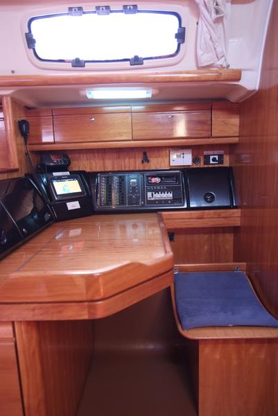 Book yachts online - sailboat - Bavaria 46 Cruiser - SHE - rent