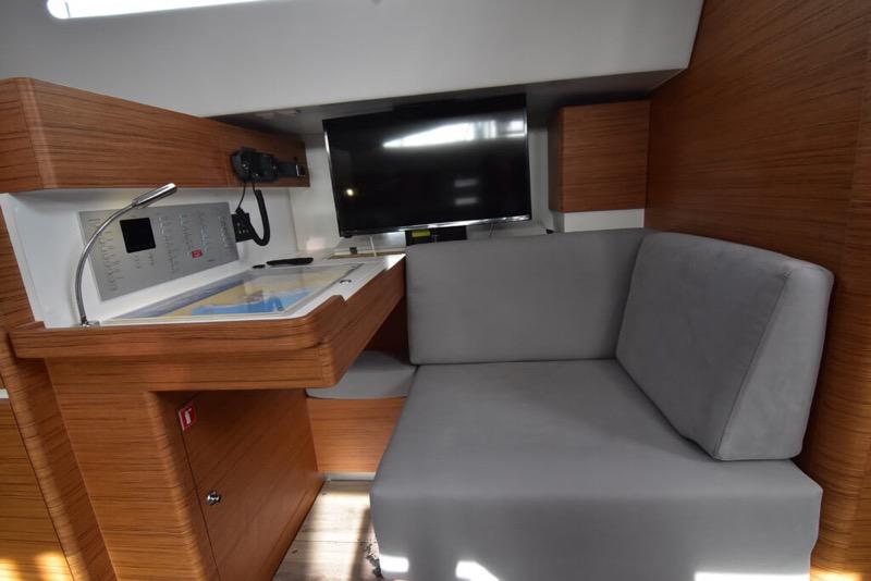 Book yachts online - sailboat - Elan 50 Impression - CUPCAKE - rent