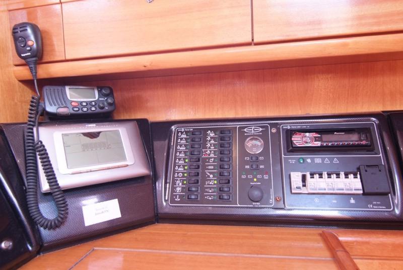 Book yachts online - sailboat - Bavaria 37 Cruiser - JANA - rent