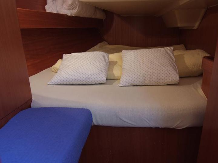 Book yachts online - sailboat - Elan 344 - LUNA  - rent