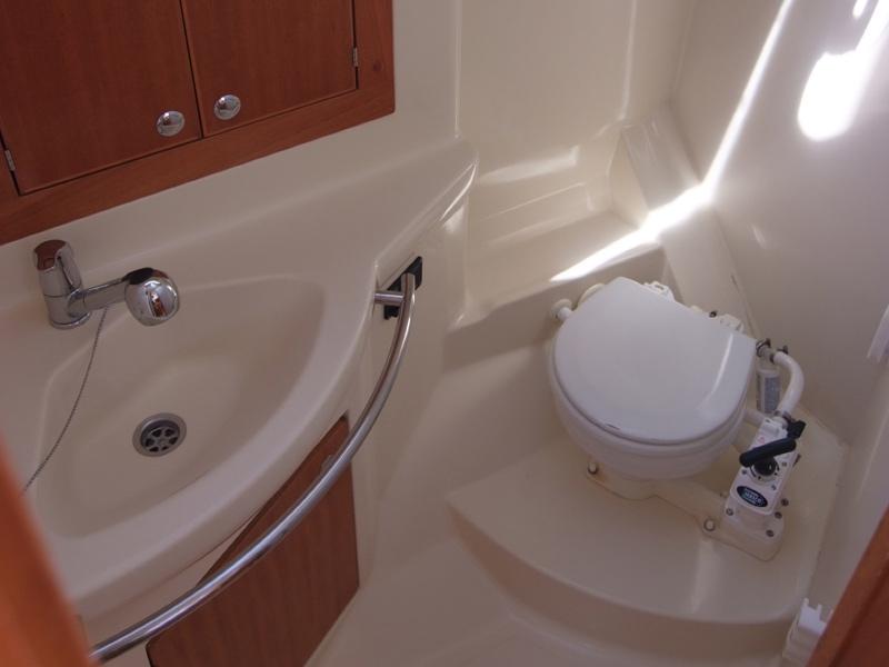 Book yachts online - sailboat - Elan 344 - LUNA  - rent