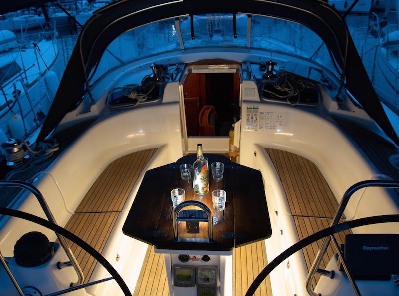 Book yachts online - sailboat - Bavaria 46 Cruiser - SIRIUS I - rent