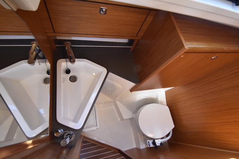 Book yachts online - sailboat - Bavaria Cruiser 34 - KIER - rent