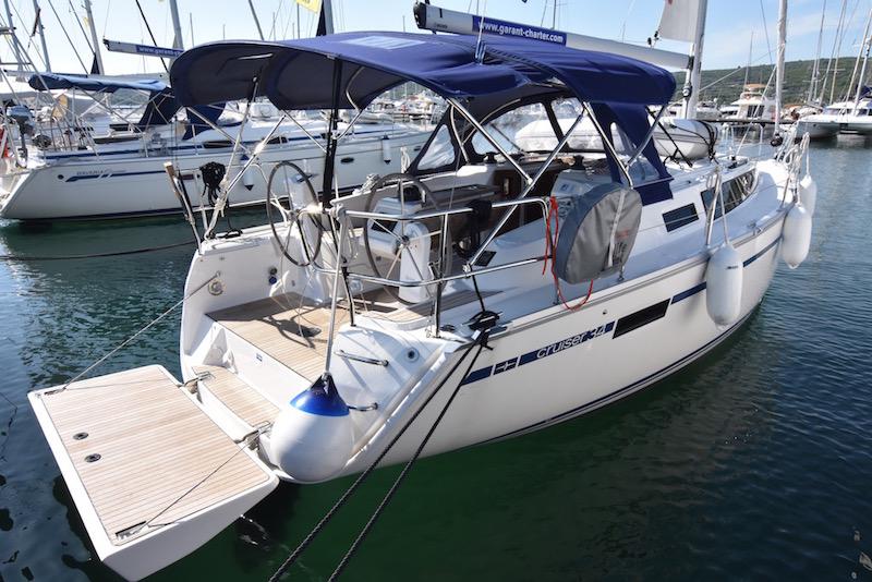 Book yachts online - sailboat - Bavaria Cruiser 34 - KIER - rent