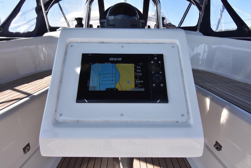 Book yachts online - sailboat - Bavaria Cruiser 34 - KIER - rent