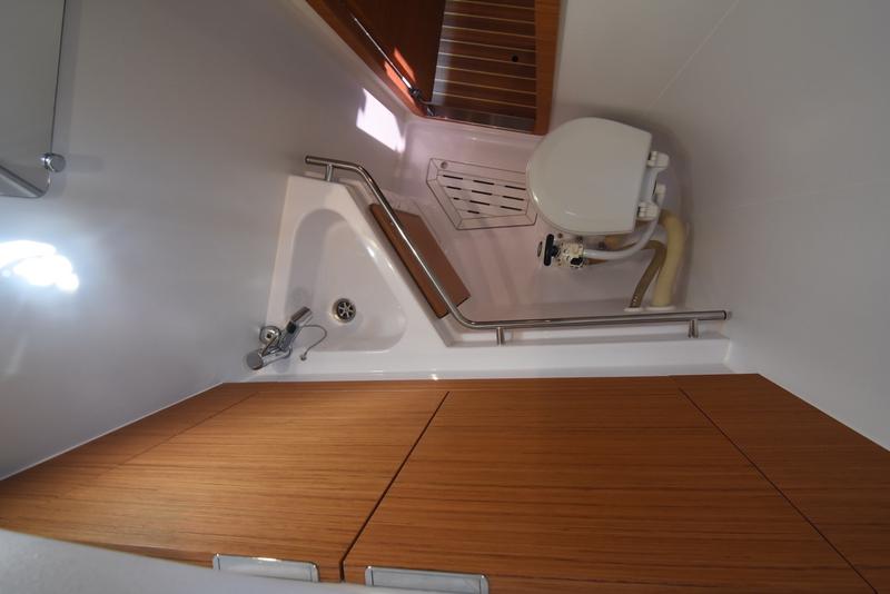 Book yachts online - sailboat - Elan 45 Impression - TWILIGHT  - rent